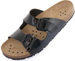 Kapcie medyczne Abeba czarne. Czarne obuwie domowe ABBE, bez wzorów, z materiału, bez zapięcia. Za 179.99 zł.