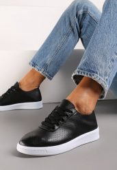 Czarne Sznurowane Tenisówki przed Kostkę Ozdobione Perforacją Hlero. Czarne trampki Renee, bez wzorów, przed kostkę, bez zapięcia. Za 49.99 zł.