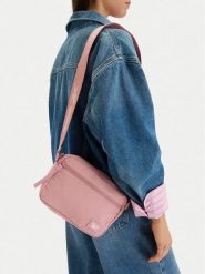 Reebok Torebka CEOWB-RBK-KL-003-09 Różowy. Czerwone listonoszki Reebok, bez wzorów, z materiału, bez dodatków. Za 69.99 zł.