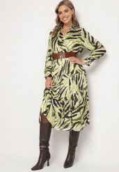 Zielona Rozkloszowana Sukienka Kopertowa w Abstrakcyjny Wzór z Paskiem i Gumką w Talii Zinnaea. Zielone sukienki Born2be, na co dzień, l, bez wzorów, eleganckie, bez kołnierzyka, bez ramiączek, midi, kopertowe. Za 69.99 zł.