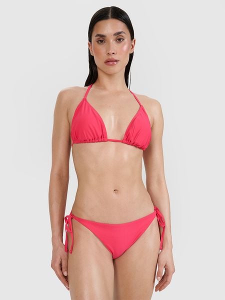 4F Góra od bikini damska - różowa S. Czerwone szorty 4f, bez wzorów, z elastanu, klasyczne. W wyprzedaży za 29.99 zł.