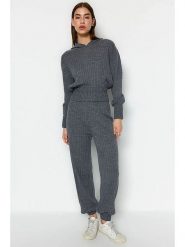 Trendyol 2-częściowy zestaw w kolorze antracytowym rozmiar: S. Czarne swetry Trendyol, s, bez wzorów, ze splotem, bez ramiączek. Za 108.74 zł.