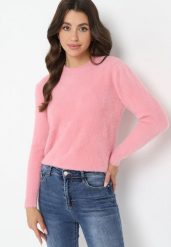 Różowy Puchaty Sweter Wełniany Helmintts. Czerwone swetry Born2be, bez wzorów, z tkaniny, bez ramiączek. Za 69.99 zł.