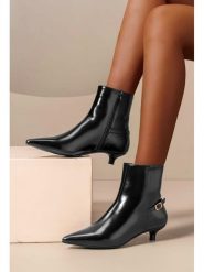 C'M Botki w kolorze czarnym rozmiar: 40. Czarne botki C'M, bez wzorów, bez obcasa, na szpilce, bez zapięcia. Za 130.99 zł.