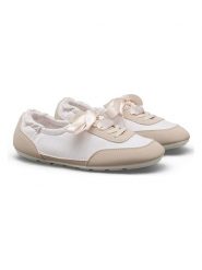 C'M Sneakersy w kolorze beżowym rozmiar: 38. Brązowe trampki C'M, bez wzorów, bez zapięcia. Za 122.67 zł.