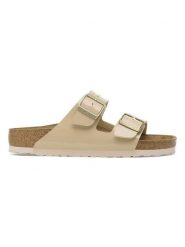 Birkenstock Klapki "Arizona" w kolorze beżowym rozmiar: 40. Brązowe klapki Birkenstock, bez wzorów, z otwartym noskiem, bez obcasa. Za 372.47 zł.