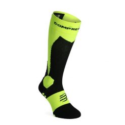 Skarpety skiturowe Compressport Ski Touring Full Socks. Żółte skarpety Compressport, bez wzorów. Za 182.99 zł.