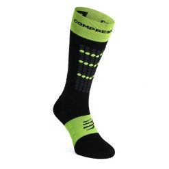 Skarpety narciarskie Compressport Alpine Ski Full Socks. Czarne skarpety Compressport, bez wzorów. Za 182.99 zł.