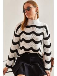Happiness Istanbul Sweter w kolorze kremowym rozmiar: onesize. Brązowe swetry Happiness Istanbul, bez wzorów, bez ramiączek. Za 79.03 zł.
