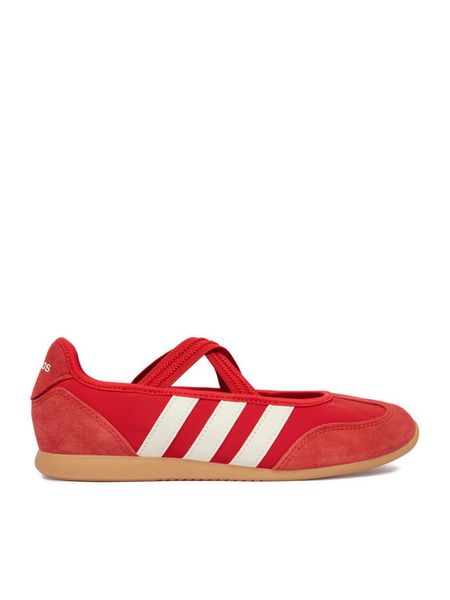 Adidas Baleriny CEO-BARREDA MARY JANE HQ7398 Czerwony. Czerwone baleriny Adidas, bez wzorów, ze skóry, bez obcasa. Za 279.99 zł.