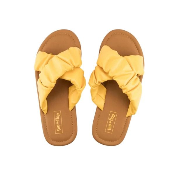 Klapki plażowe damskie Flip Flop Fauna Cross. Żółte klapki Flip Flop, bez wzorów, z materiału, bez obcasa. Za 89.76 zł.