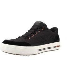 Buty SKECHERS 177209S ARCH FIT ARCADE CUDDLE STEP Czarny. Czarne trekkingi Skechers, z syntetyku, na fitness i siłownię. Za 355.99 zł.