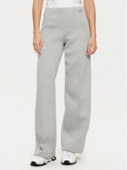 Calvin Klein Spodnie materiałowe K20K207947 Szary Relaxed Fit. Szare spodnie materiałowe Calvin Klein, xs, bez wzorów, z materiału. Za 379.99 zł.