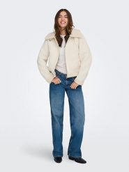 ONLY Kurtka pluszowa "ONLKINGSTON" w kolorze kremowym rozmiar: XL. Brązowe kurtki Only, xl, bez wzorów, bez kaptura. Za 161.34 zł.