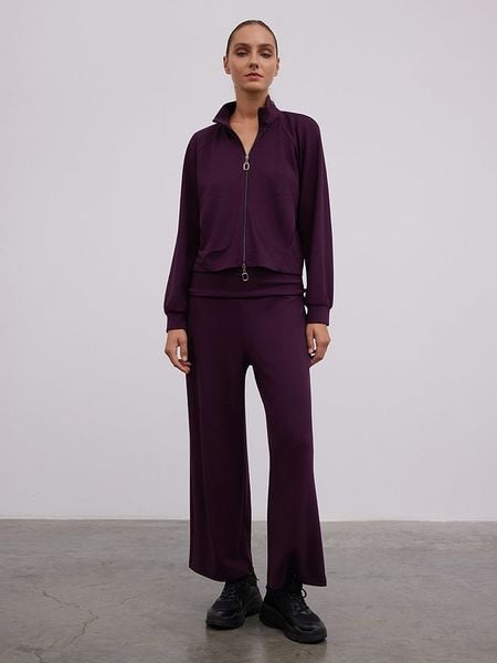 BGN Spodnie w kolorze fioletowym rozmiar: 40. Różowe spodnie materiałowe BGN, na co dzień, bez wzorów, z materiału. Za 96.14 zł.