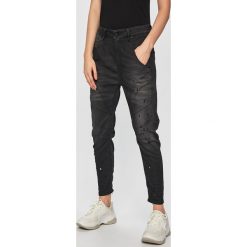 Diesel - Jeansy Fayza. Szare jeansy Diesel, bez wzorów, z obniżonym stanem. Za 1,349.00 zł.