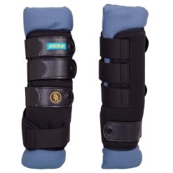 Zamknięte przednie getry dla oddychających koni BR Equitation AER+. Czarne legginsy sportowe BR, l, bez wzorów, z neoprenu, do jazdy konnej. Za 365.75 zł.