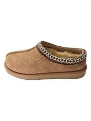 Kaiser Naturfellprodukte Klapki wełnine "Narvik" w kolorze jasnobrązowym rozmiar: 46. Brązowe klapki Kaiser Naturfellprodukte, bez wzorów, ze skóry, bez obcasa. Za 182.72 zł.