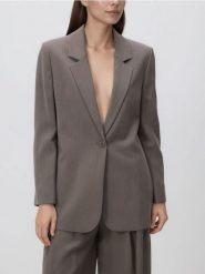 Marynarka z wiskozą - beżowy. Brązowe marynarki i żakiety Reserved, l, bez wzorów, z tkaniny. Za 229.99 zł.