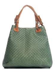 Lucca Baldi Skórzana torebka "Fosdinovo" w kolorze zielonym - 37 x 45 x 15 cm rozmiar: onesize. Zielone torby na ramię Lucca Baldi, bez wzorów, z materiału, na ramię, bez dodatków. Za 360.45 zł.