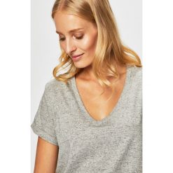 Lee - T-shirt. Szare t-shirty Lee, l, bez wzorów, z bawełny, bez kołnierzyka, bez ramiączek. Za 99.90 zł.