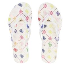 Japonki Guess. Białe klapki Guess, z aplikacjami, bez obcasa. Za 177.99 zł.