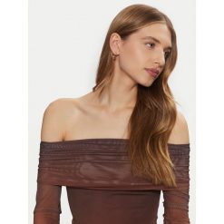 Kolczyki Coach. Żółte kolczyki Coach, złote. Za 249.99 zł.