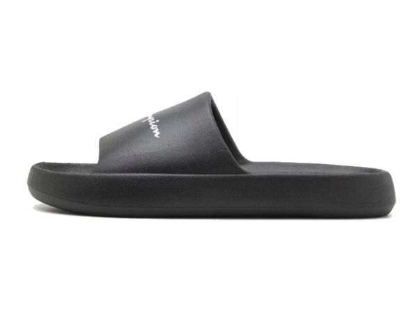 Klapki na co dzień Sportowe Champion Soft Slipper Na Basen. Czarne klapki Champion, bez wzorów, z gumy, bez obcasa. Za 104.00 zł.