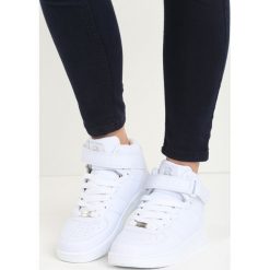 Białe Buty Sportowe Laura. Białe obuwie sportowe Born2be, za kostkę, bez zapięcia. Za 89.99 zł.