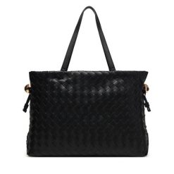 Torebka Liu Jo. Czarne torebki klasyczne Liu Jo, bez wzorów, bez dodatków. Za 769.99 zł.