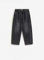 Jeansy barrel slim - czarny. Czarne jeansy Reserved, bez wzorów. Za 139.99 zł.