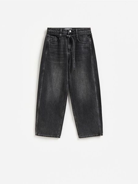 Jeansy barrel slim - czarny. Czarne jeansy Reserved, bez wzorów. Za 139.99 zł.