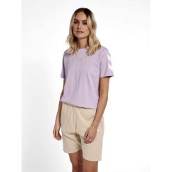 Koszulka damska Hummel Legacy. Czerwone bluzki Hummel, bez wzorów, sportowe, bez kołnierzyka, bez ramiączek. Za 114.00 zł.