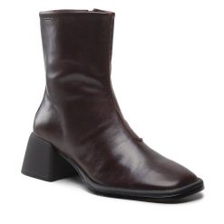 Botki Vagabond Shoemakers. Brązowe botki Vagabond Shoemakers, bez wzorów, bez obcasa, na słupku, bez zapięcia. Za 769.99 zł.