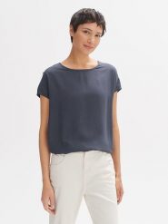 OPUS Koszulka w kolorze granatowym rozmiar: 36. Niebieskie bluzki Opus, bez wzorów, z wiskozy, bez kołnierzyka, bez ramiączek. Za 86.99 zł.