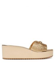 Aldo Klapki Beriana 13930043 Złoty. Żółte klapki Aldo, bez wzorów, ze skóry, bez obcasa. Za 279.99 zł.