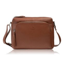 Torebka damska na ramię skórzana koniakowa klasyczna miejska pojemna Paolo Peruzzi AY-22-CGS. Szare torby na ramię bez wzorów, z materiału, biznesowe, na ramię, bez dodatków. Za 249.00 zł.