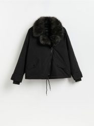 Kurtka parka - czarny. Czarne kurtki Reserved, l, bez wzorów, z tkaniny, bez kaptura. Za 299.99 zł.