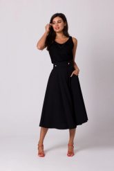 Rozkloszowana spódnica z wysokim stanem i kieszeniami czarna. Czarne spódnice Bewear, na lato, m, bez wzorów, midi, rozkloszowane. Za 319.00 zł.