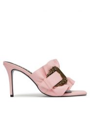 Versace Jeans Couture Klapki 78VA3S70 Różowy. Czerwone klapki Versace Jeans Couture, bez wzorów, z jeansu, bez obcasa. Za 729.99 zł.