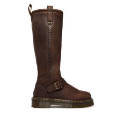 Kozaki Dr. Martens. Brązowe kozaki Dr. Martens, bez obcasa, na płaskiej podeszwie, bez zapięcia. Za 1,179.00 zł.