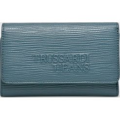 Trussardi Jeans - Portfel. Czarne portfele Trussardi Jeans, bez wzorów, z jeansu. W wyprzedaży za 219.90 zł.