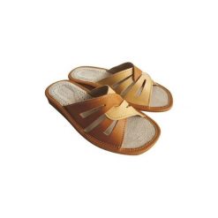 Kapcie damskie R.36 profilowane klapki komfort i wygoda na co dzień KD-05-BR-36. Brązowe obuwie domowe bez wzorów, ze skóry, bez zapięcia. Za 27.06 zł.