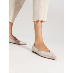 Baleriny Caprice. Żółte baleriny Caprice, bez wzorów, bez obcasa. Za 166.99 zł.