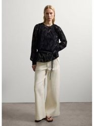 STEFANEL Bluzka w kolorze czarnym rozmiar: S. Czarne bluzki Stefanel, s, bez wzorów, z bawełny, bez kołnierzyka, bez ramiączek. Za 208.99 zł.