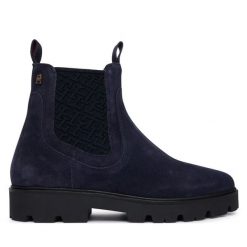 Sztyblety Tommy Hilfiger. Niebieskie botki TOMMY HILFIGER, bez wzorów, bez obcasa, na płaskiej podeszwie, bez zapięcia. Za 649.99 zł.
