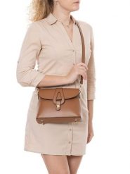 Lia Biassoni Skórzana torebka "Perotto" w kolorze karmelowym - 25 x 19 x 9 cm rozmiar: onesize. Brązowe torby na ramię Lia Biassoni, bez wzorów, z materiału, na ramię, bez dodatków. Za 304.99 zł.