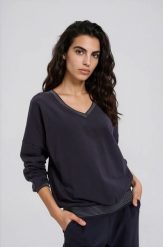 Bluza z dekoltem w serek granatowa. Bluzy sportowe MOODO, s, bez wzorów, z bawełny, bez kaptura. Za 99.99 zł.