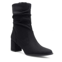 Botki Clara Barson. Czarne botki Clara Barson, bez wzorów, bez obcasa, na słupku, bez zapięcia. Za 149.99 zł.