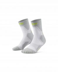 Skarpety kompresyjne do połowy łydki z amortyzującą wyściółką unisex CEP. Niebieskie skarpety CEP, bez wzorów, z dzianiny. Za 79.00 zł.
